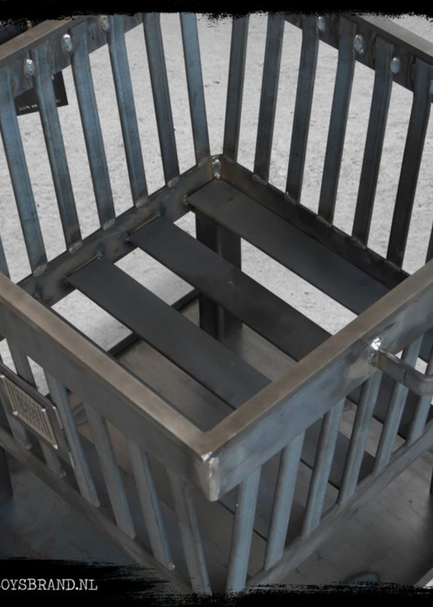 Bad Boys Brand Hercules RAW - fire pit - BadBoys Fire - 29 KG - Steel - 100% Made in Jail