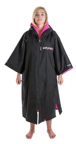Dryrobe Shortsleeve Zwart Roze dryrobe kopen in de aanbieding