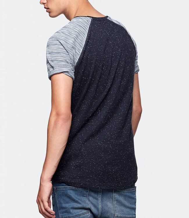 The Sting Raglan shirt