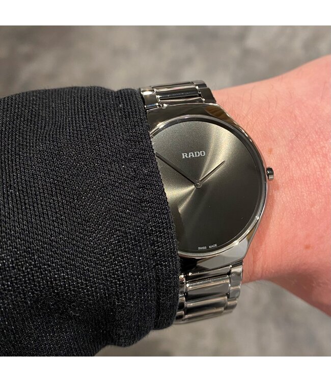 Rado True Thinline R27955122