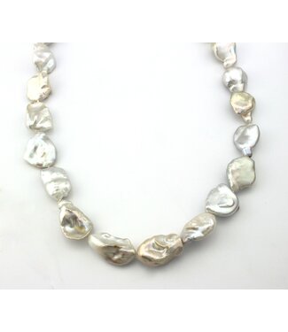 ROEMER Tomylo Wit zoetwater parelcollier barok met geelgouden sluiting