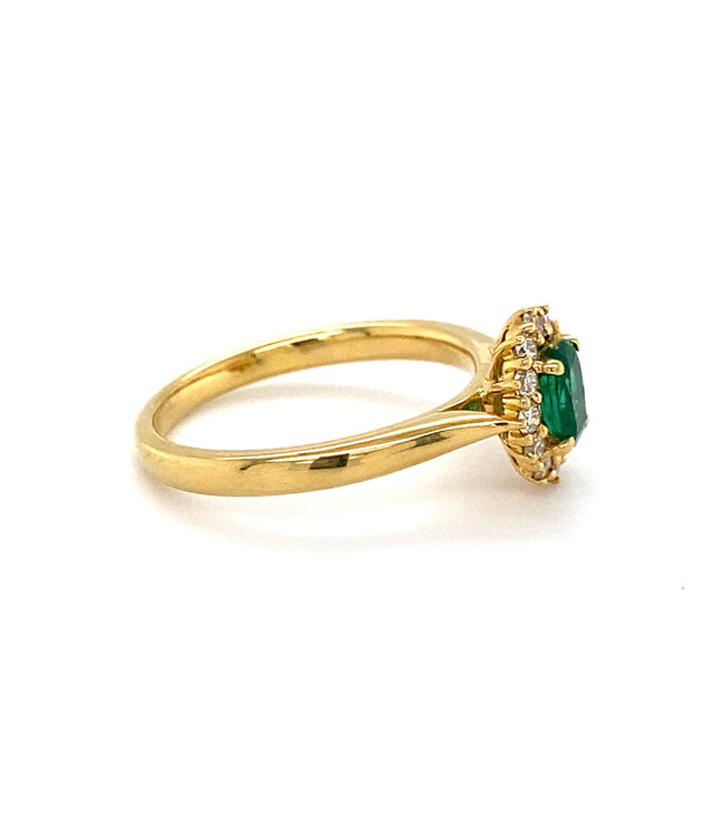 ROEMER ring 18K geelgoud entourage met Smaragd 0.46ct en diamant 0,26ct 55