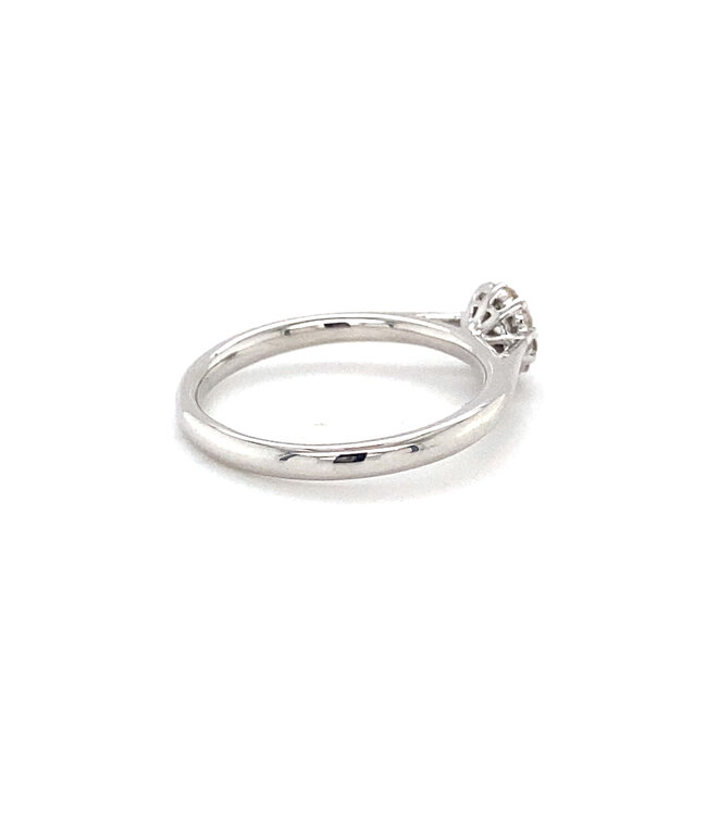 ROEMER ring 14k witgoud flower XS met diamant 0.54ct 55