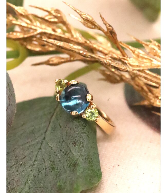 ROEMER by Bregje ring Solance 18K geelgoud met London Blue Topaas en  Peridot