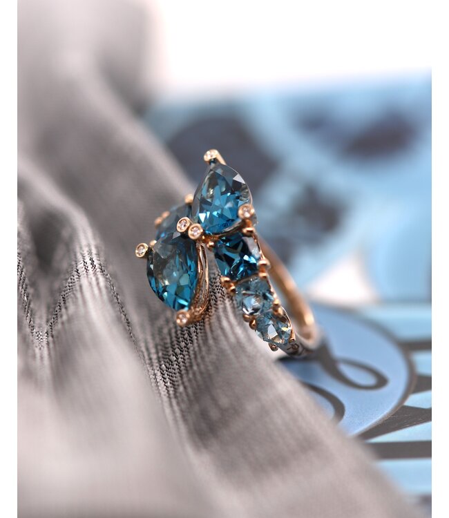 Ponte Vecchio ring  Iris 18k rosegoud met topaas CA1762SPR