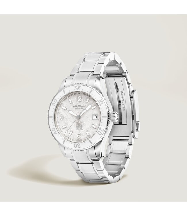 Montblanc Horloge Iced Sea Automatic Date 0 Oxygen MB134024