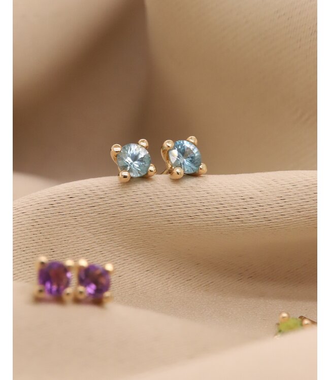 ROEMER by Bregje Oorstekers Lily 14k geelgoud met natuurlijke blauwe Zirkoon