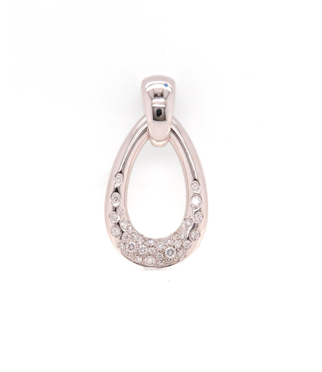 ROEMER hanger witgoud 18k met 0,55ct. diamant