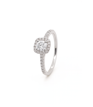 ROEMER ROEMER ring 18k witgoud cushion met diamant 0.51ct 53 ROEMER ROEMER ring 18k witgoud cushion met diamant 0.51ct 53