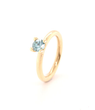 ROEMER by Bregje ROEMER by Bregje Ring Lily Small 18k geelgoud met blauwe Zirkoon