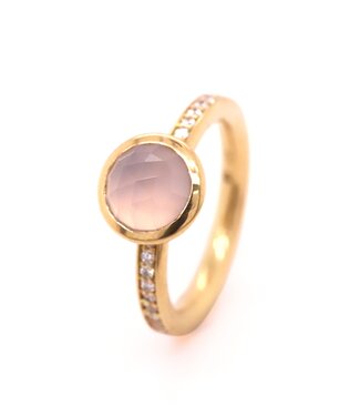 ROEMER by Bregje ROEMER by Bregje ring Single Bubble Diamond 18K geelgoud met Chalcedoon ROEMER by Bregje ROEMER by Bregje ring Single Bubble Diamond 18K geelgoud met Chalcedoon