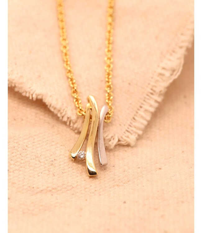 Bicolor gouden hanger met 0,04 ct. diamant