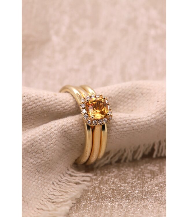 ROEMER ring 14K geelgoud vierkant entourage citrien met diamant 0.11ct 57