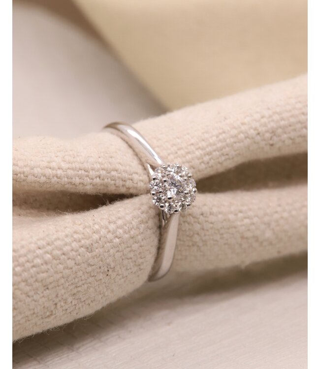 ROEMER ring 14k witgoud flower XS met diamant 0.54ct 55