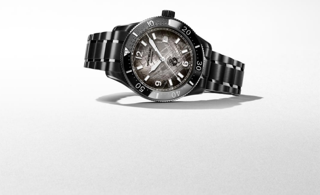 Nieuw Montblanc Iced Sea horloge Automatic Date 0 Oxygen: robuust duikhorloge geïnspireerd op de gletsjer