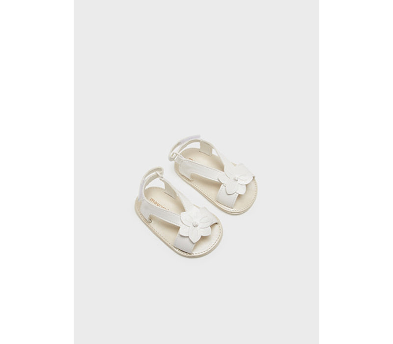 Mayoral Mayoral Flower Sandals White 9521-57 - Jules \u0026 Juliette