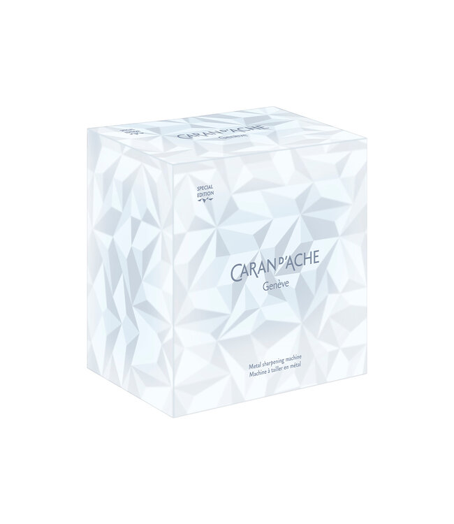 Caran d’Ache Metalen Puntenslijper – Alpine Frost Blauw