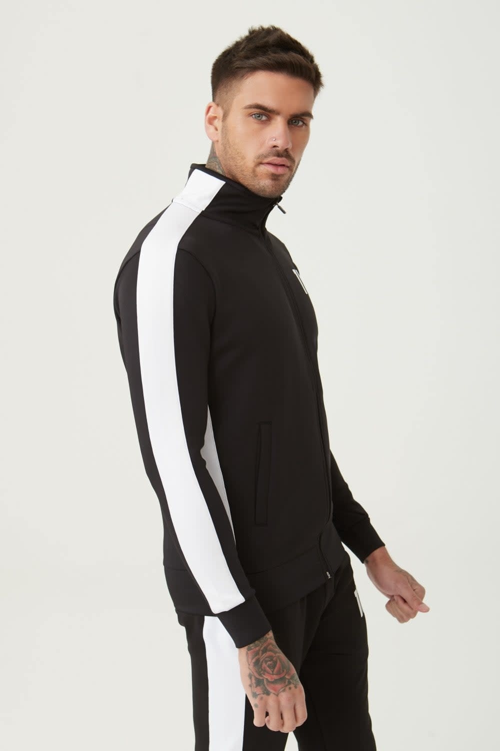 11 Degrees 11 Degrees Core Poly Panel Track Top Black/White