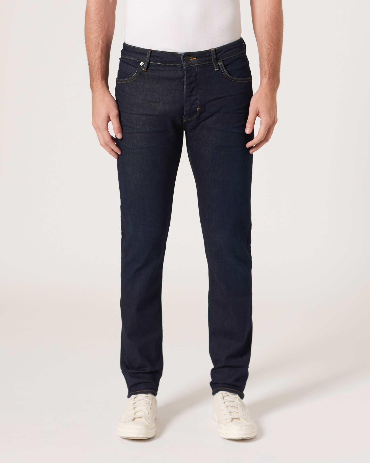 NEUW Neuw Lou Slim Jeans Typecast