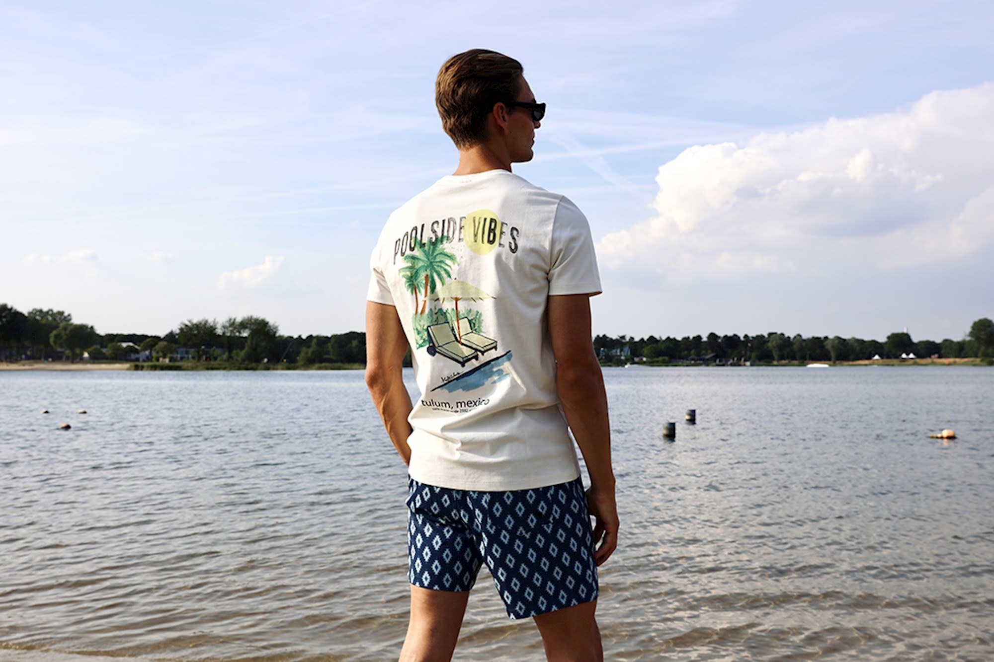 Kultivate Kultivate Poolside Tee Egret