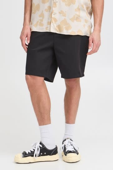 Solid 21107653 Eldric Alann Short True Black