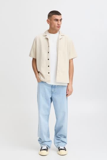 Solid 21108613 Oban Corduroy Shirt S/S Oatmeal