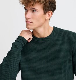 Casual Friday 20505295 Karl Structured Crew Neck Knit Darkest Spruce Green