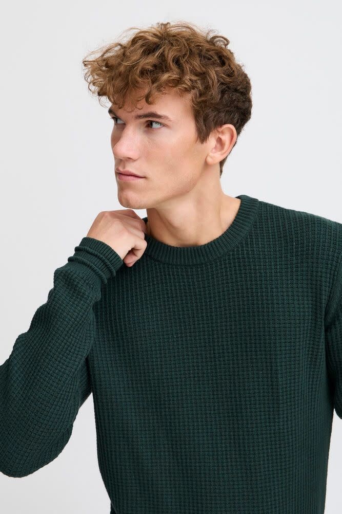 Casual Friday 20505295 Karl Structured Crew Neck Knit Darkest Spruce Green