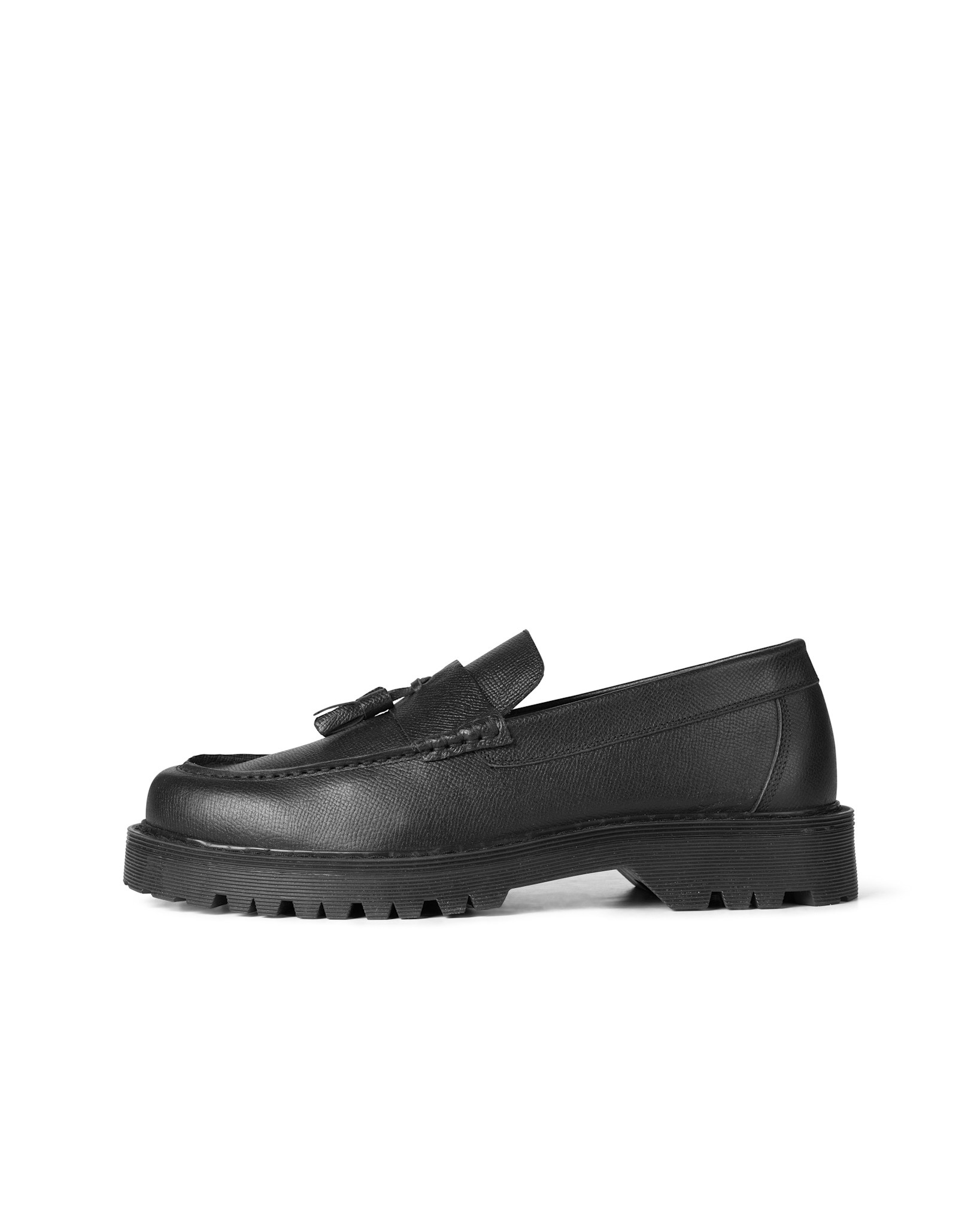 Garment Project Pete Loafer Textured Leather Black