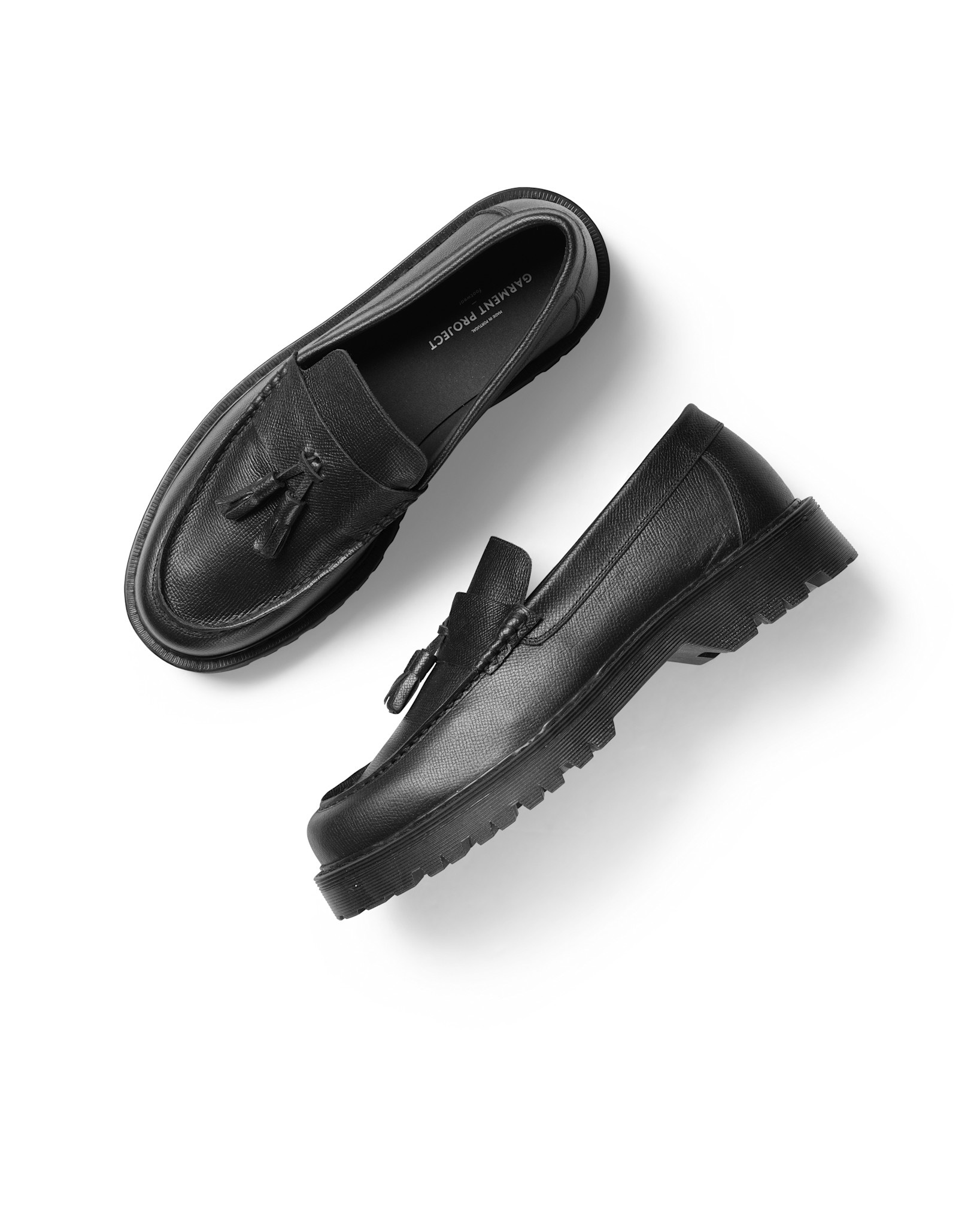 Garment Project Pete Loafer Textured Leather Black