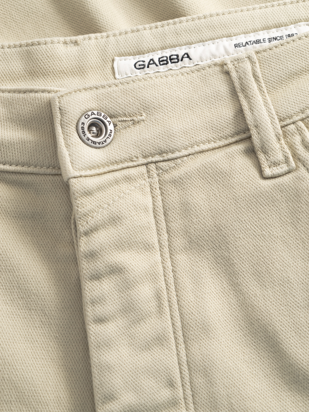 Gabba Jason K3995 Sanza Short 10457 Birch Ecru