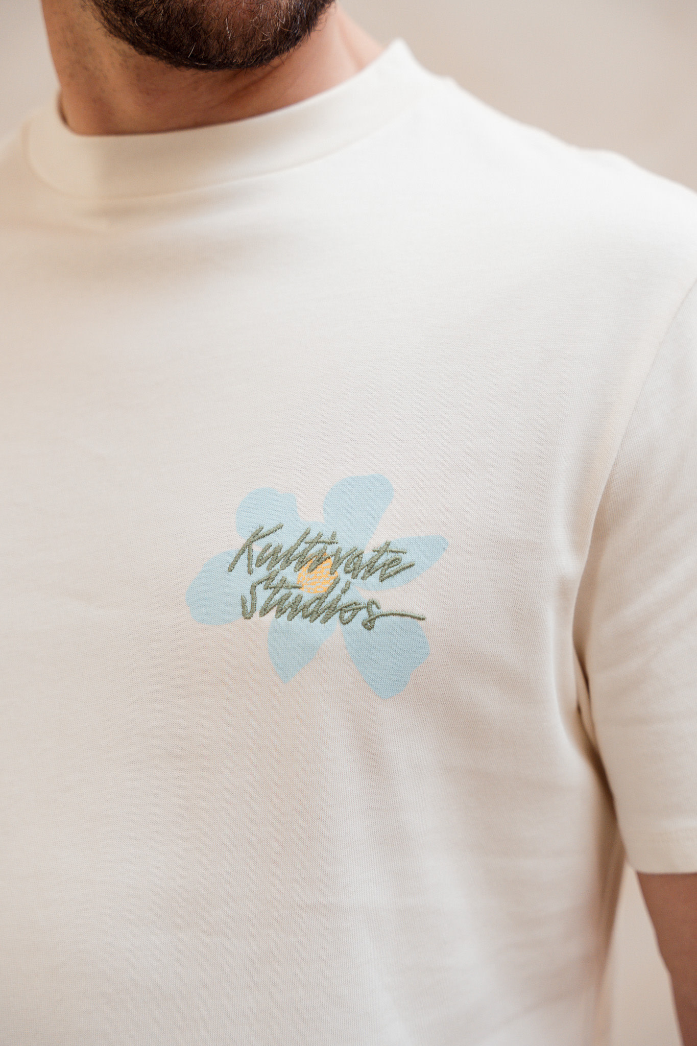 Kultivate Flowers Tee Egret