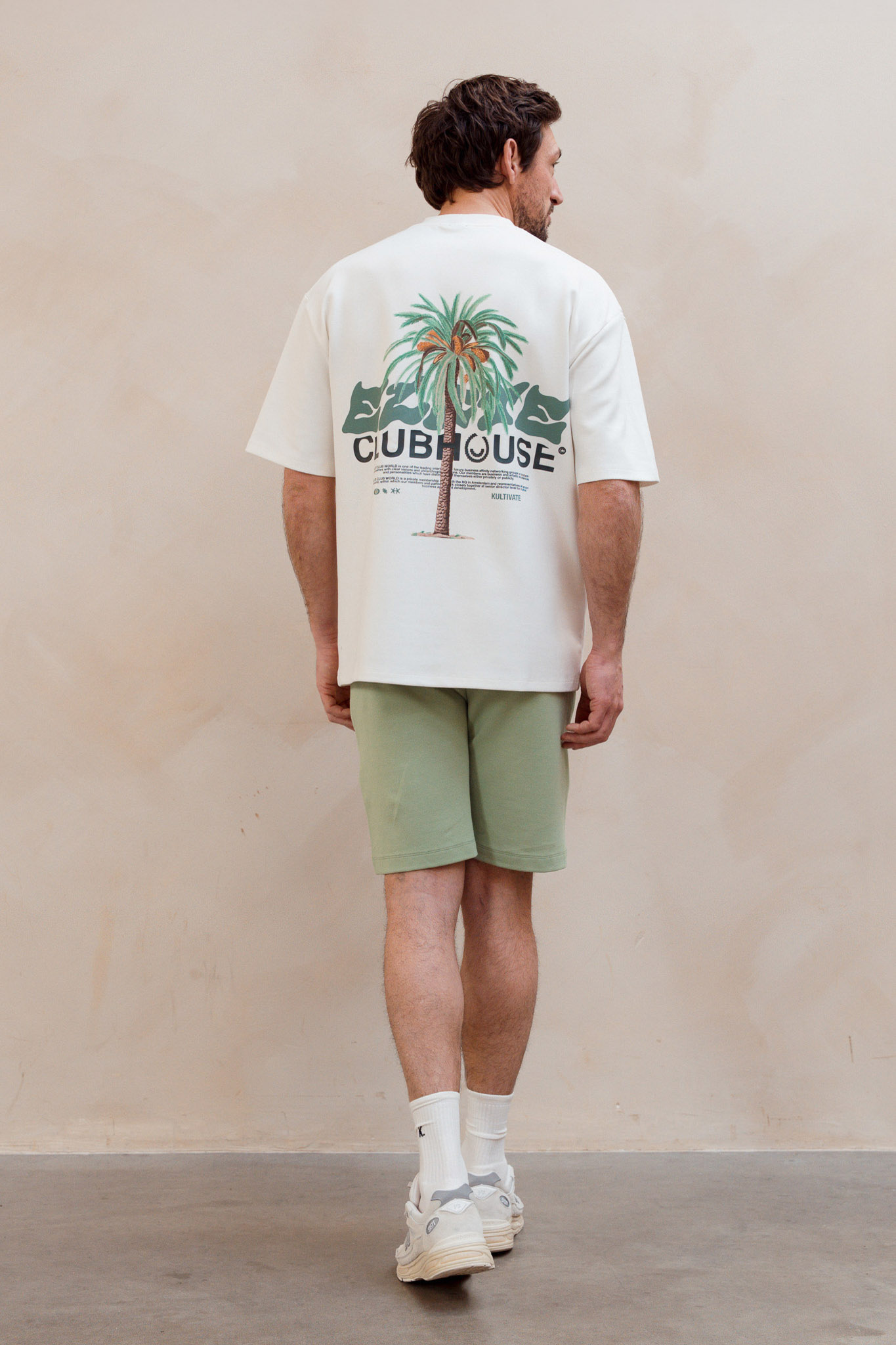 Kultivate Luxury Clubhouse Tee Egret