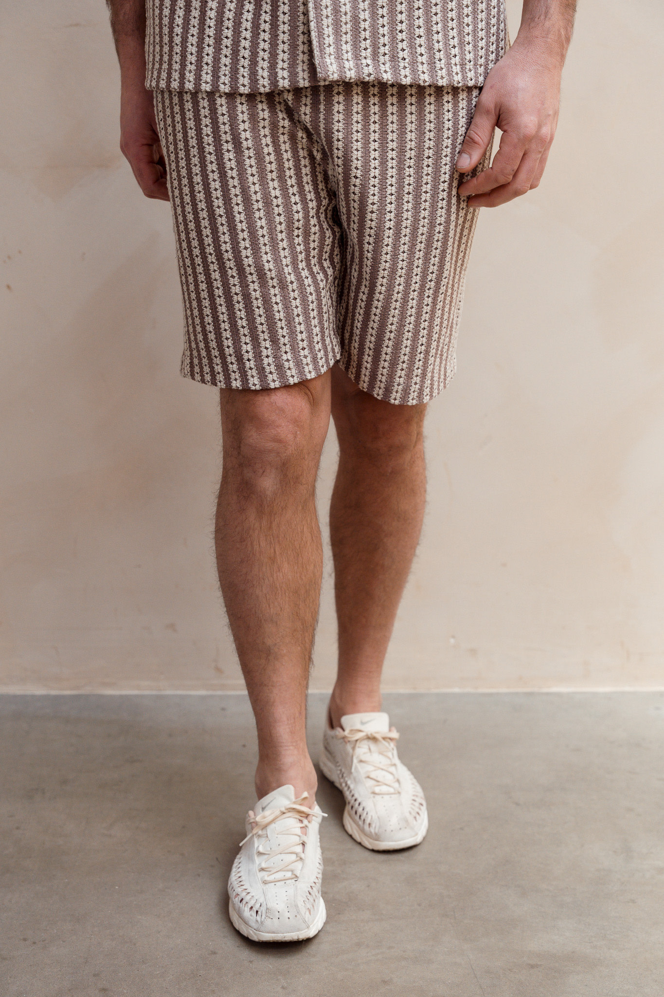 Kultivate Crochet Short Whitecap Grey