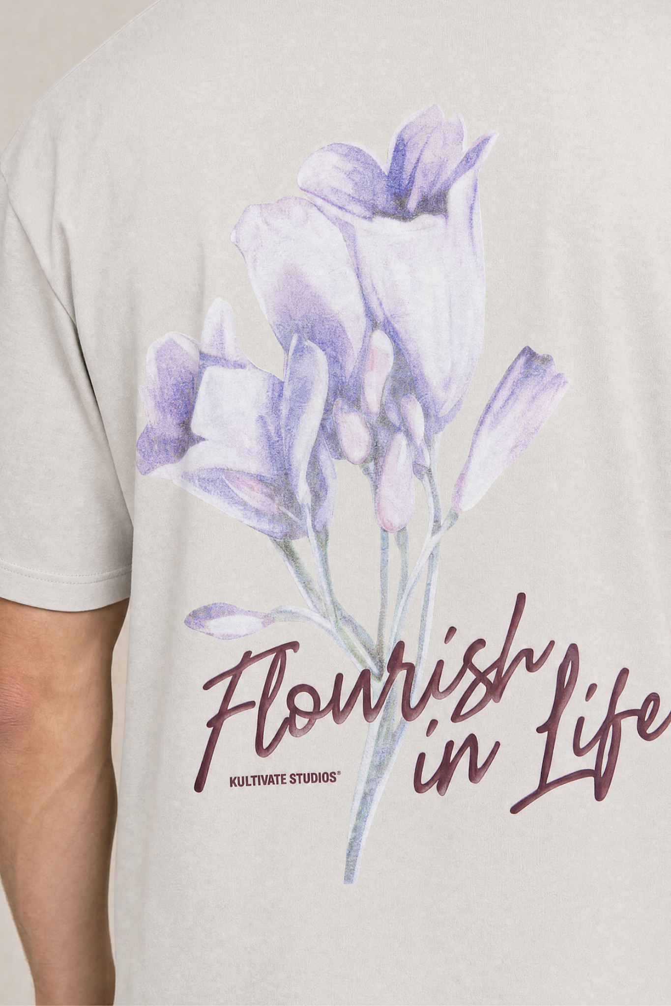 Kultivate Luxury Life Tee Vapor Blue