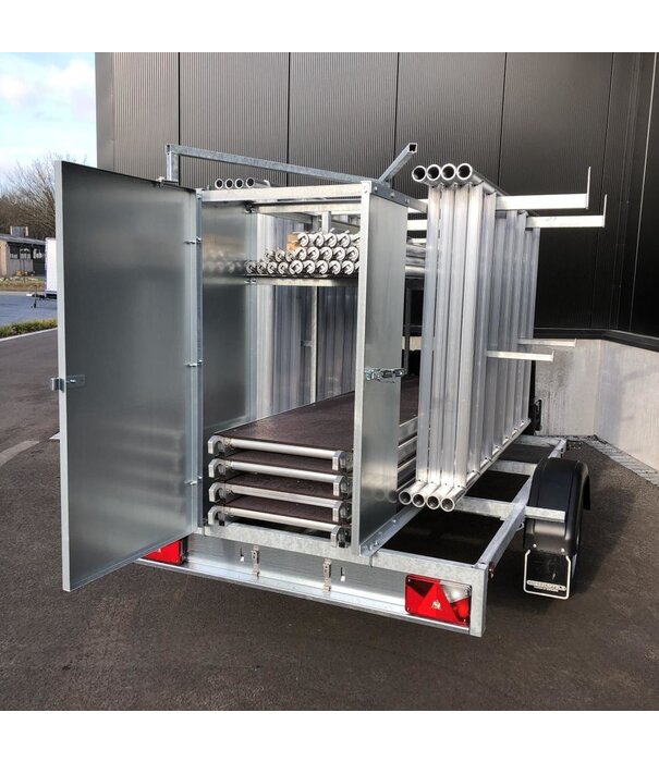 EuroScaffold Euroscaffold rolsteiger Original 135x250 - 10 m + afsluitbare aanhanger