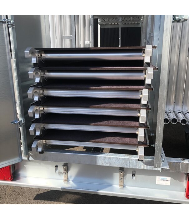 EuroScaffold Euroscaffold rolsteiger Original 135x250 - 14 m + afsluitbare aanhanger
