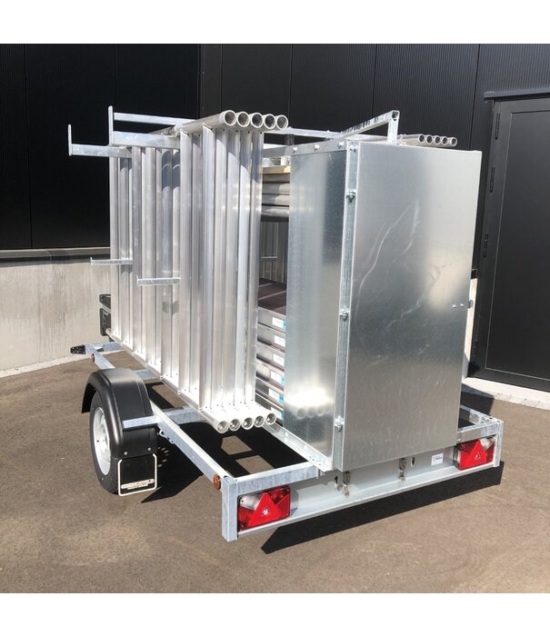 EuroScaffold Euroscaffold rolsteiger Original 135x250 - 12 m + afsluitbare aanhangwagen