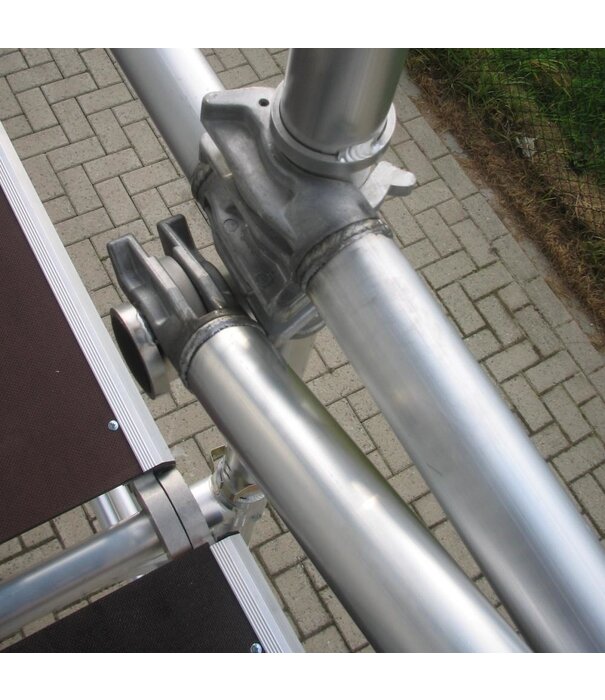 ASC ASC Fassadengerüst 75 cm - 7,50 m x 8 m
