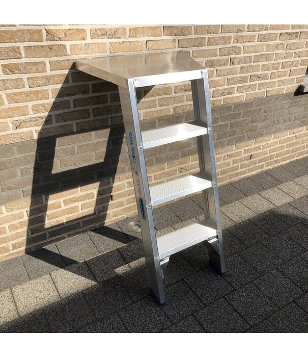 Solide Escabeau de plâtrier jointoyeur 4 marches Solide