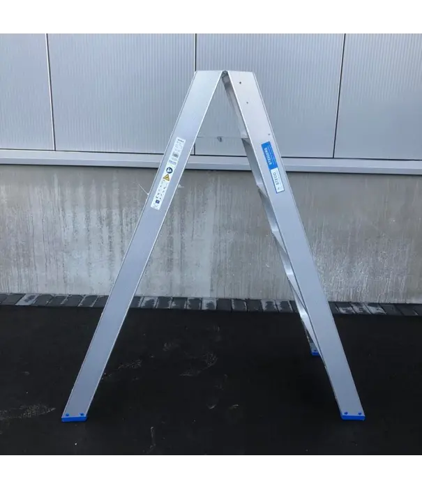 Solide Solide Stufen-Stehleiter beidseitig begehbar 2 x 6 Sprossen DT06