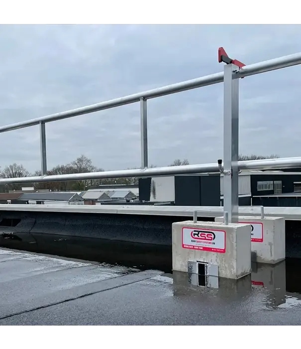 Roof Safety Systems RSS Fallschutz Flachdach Kompakt 36 Meter