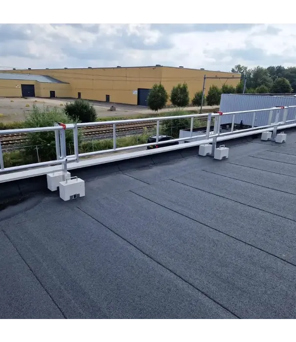 Roof Safety Systems RSS Fallschutz Flachdach Kompakt 36 Meter