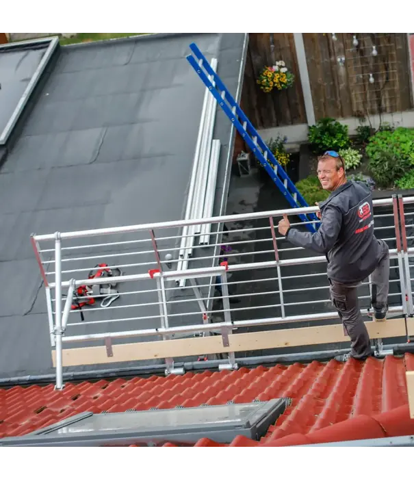 Roof Safety Systems RSS valbeveiliging hellend dak 15 meter