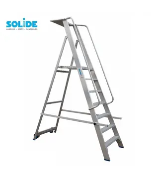 Solide plateforme mobile pliable 7 marches PMP07