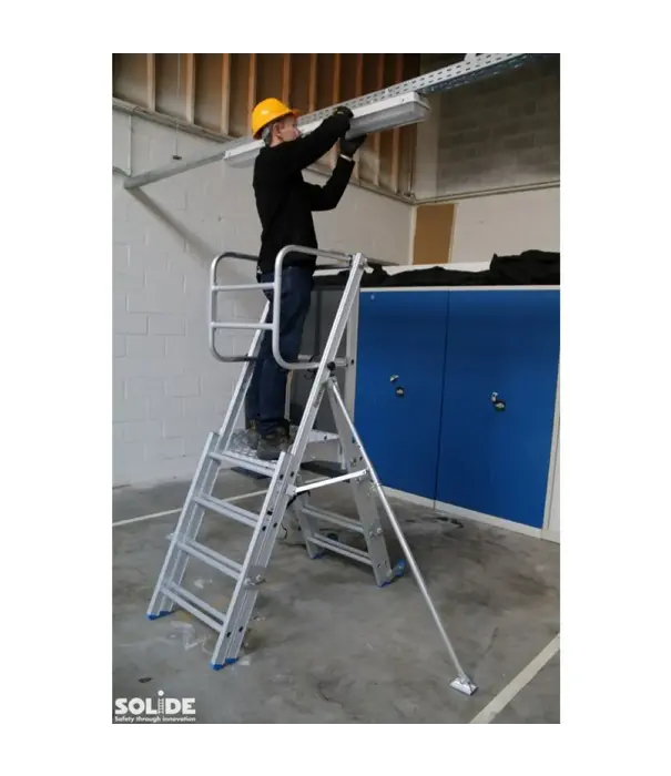 Solide Solide PIRL telescopisch werkplatform 4-6 treden