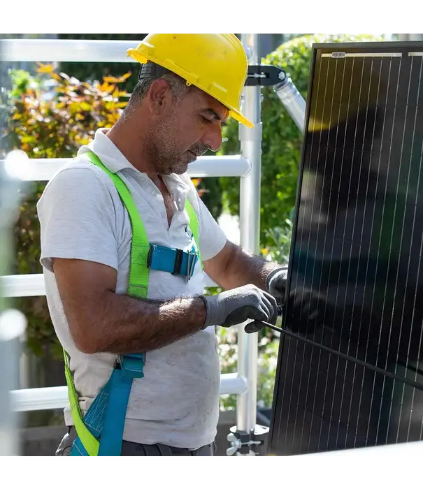 EuroScaffold Élevateur solaire - élevateur d'échafaudage EuroScaffold HT 8,20 m