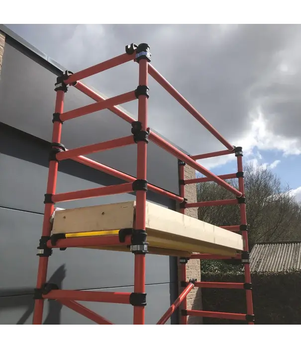 Genex Scaffolds Genex Unitec échafaudage en fibre de verre 75x200 hauteur travail 4 m