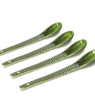 THE EMERALDS: CERAMIC SPOON TEXTURED, GREEN (SET OF 4)