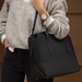 Violet Hamden Essential Bag sac d'épaule noir